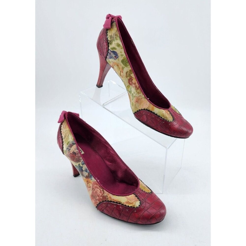 XOXO Women's Y2K Leather‎ Cap Toe Floral Pump Heels Girly Soft Romantic Size 10